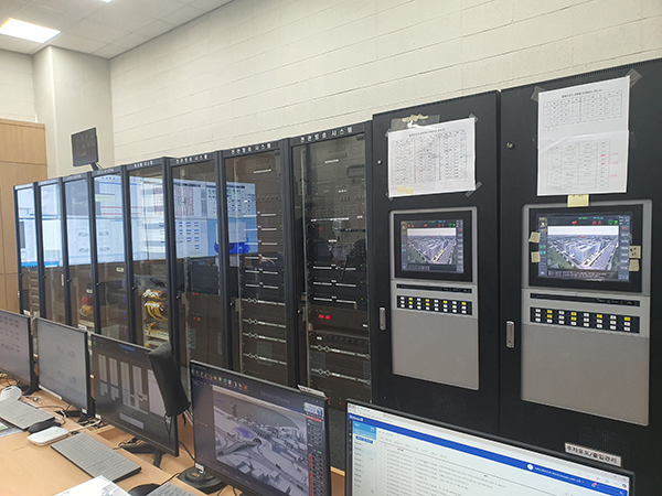 »óȲ½Ç »çÁø ÀÔ´Ï´Ù.